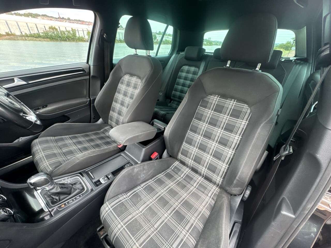 2016 VOLKSWAGEN GOLF 2016 VOLKSWAGEN GOLF