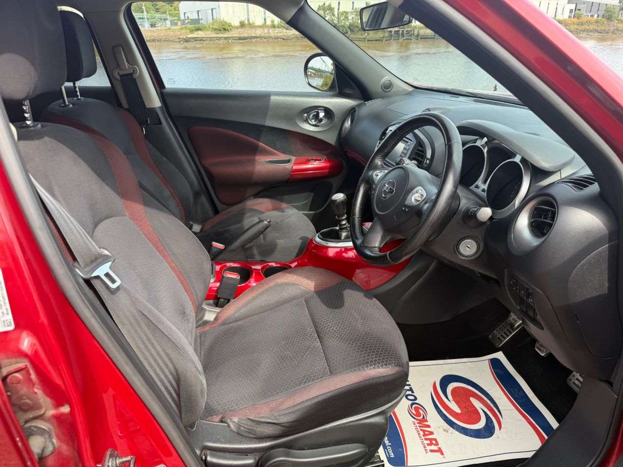 2011 NISSAN JUKE 2011 NISSAN JUKE