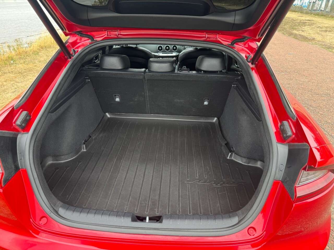 2018 KIA STINGER 2018 KIA STINGER