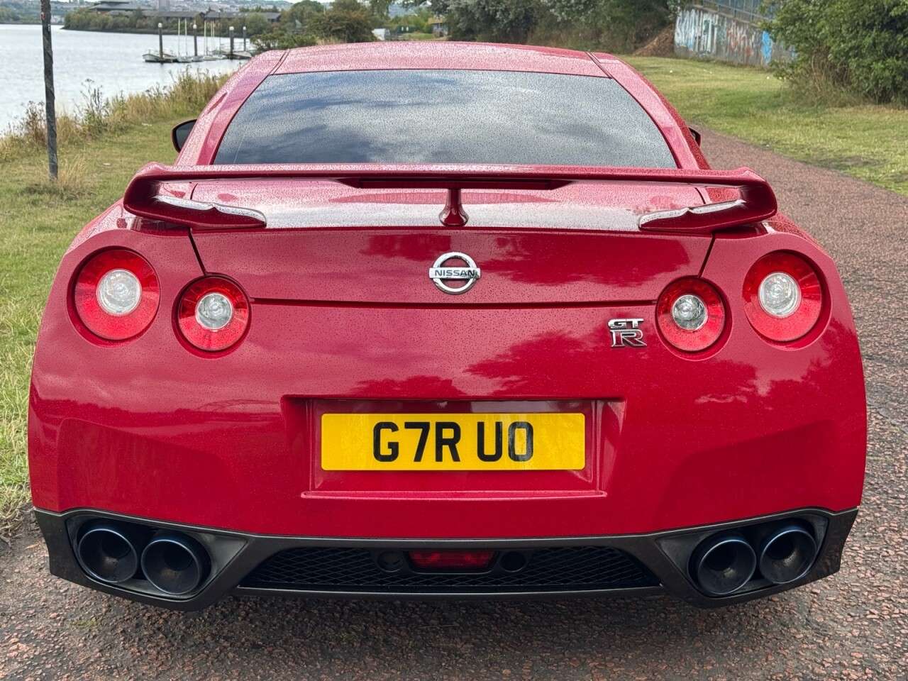 2009 NISSAN GT-R 2009 NISSAN GT-R