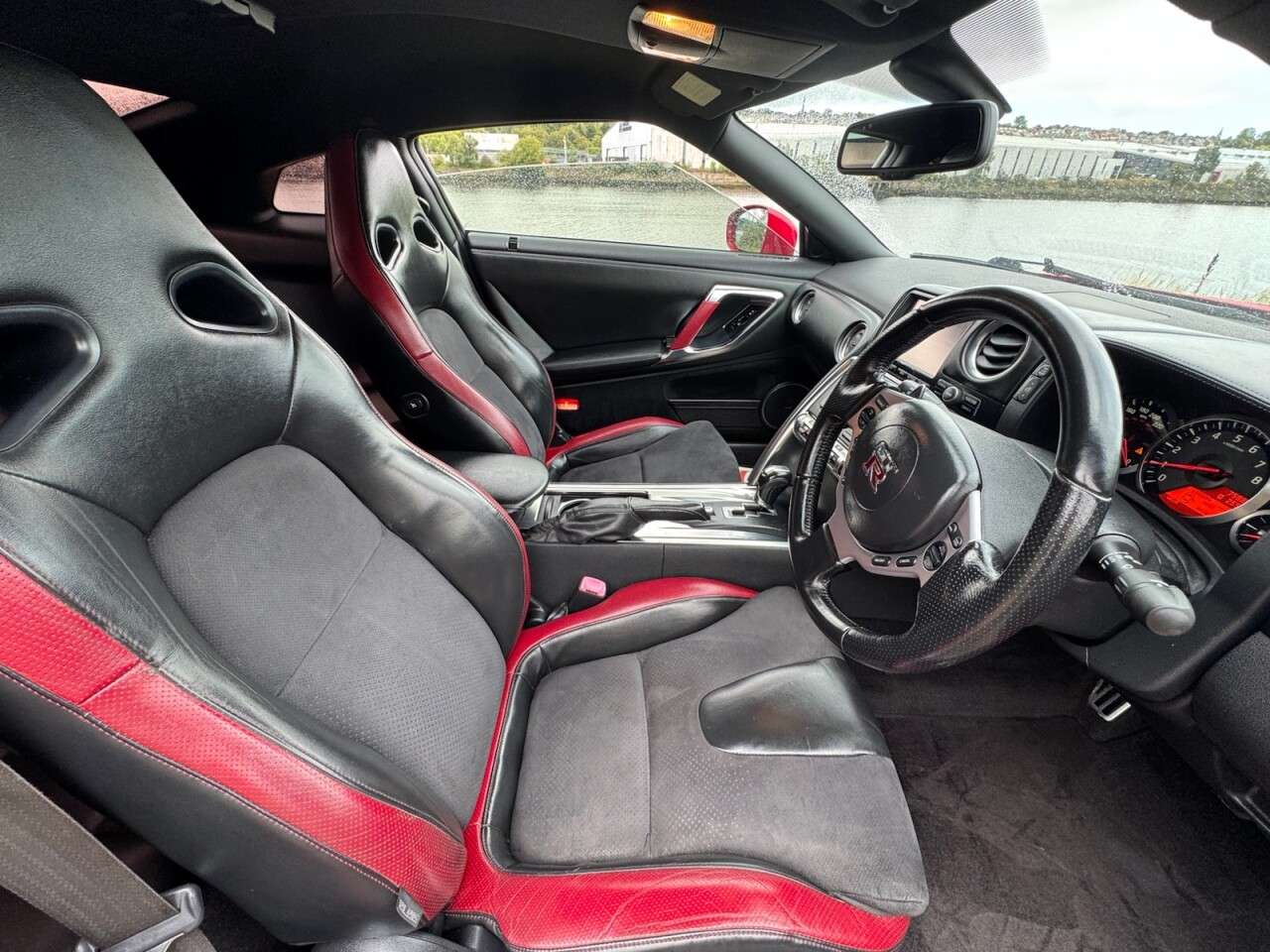 2009 NISSAN GT-R 2009 NISSAN GT-R