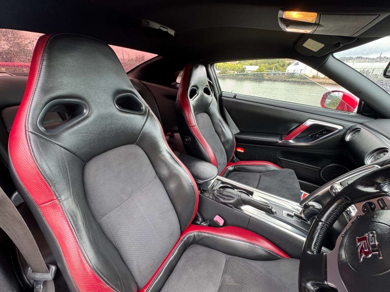 2009 NISSAN GT-R 2009 NISSAN GT-R