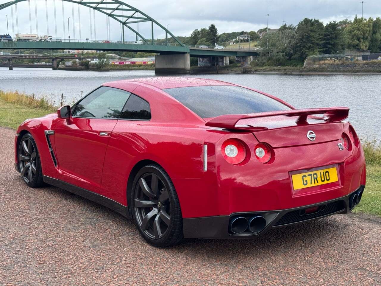 2009 NISSAN GT-R 2009 NISSAN GT-R