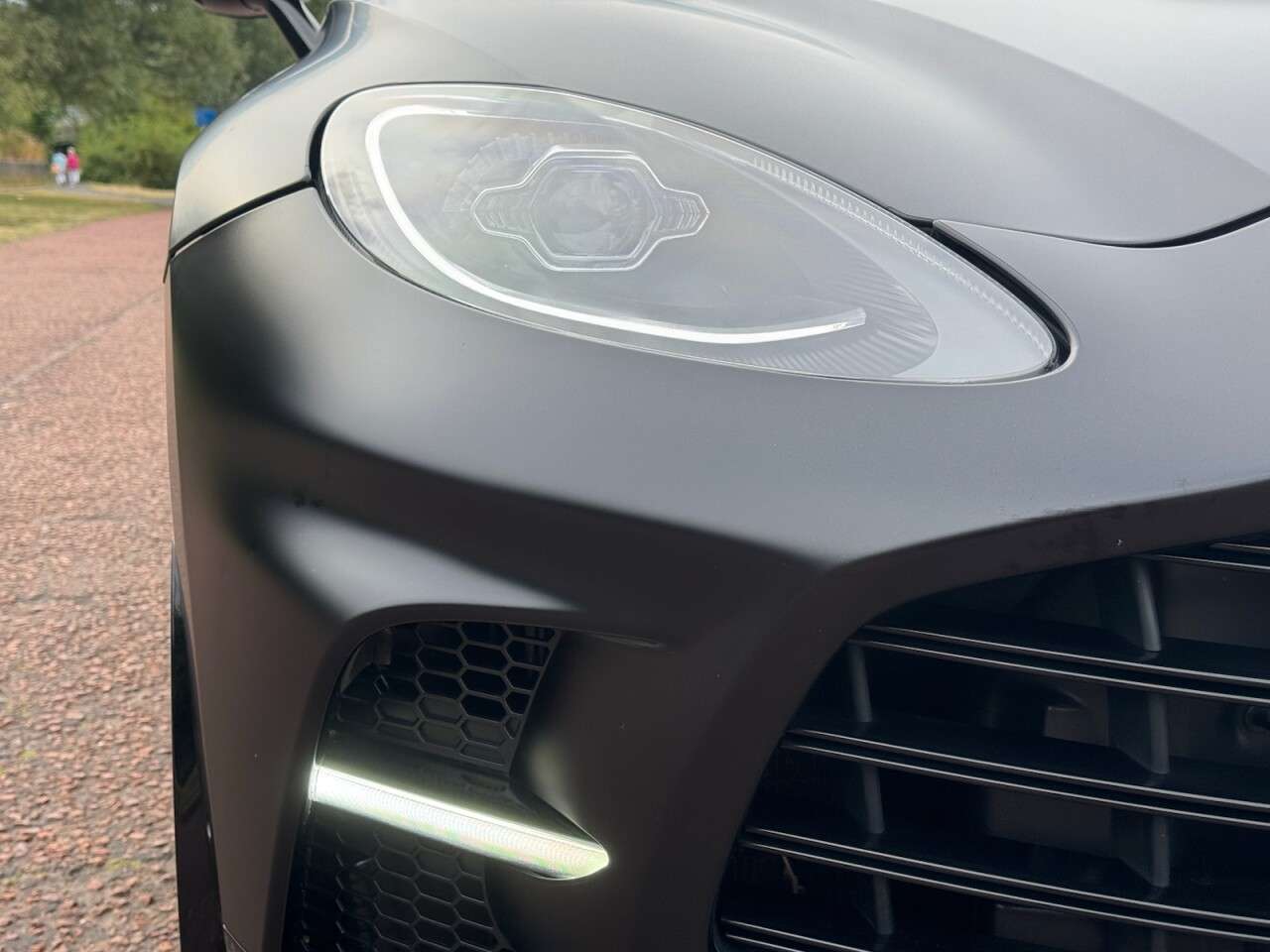 A 2023 ASTON MARTIN DBX 4.0 V8 707 SUV 5dr Petrol Auto 4WD Euro 6 (s/s) (707 ps) FULL MAIN DEALER S A 2023 ASTON MARTIN DBX 4.0 V8 707 SUV 5dr Petrol Auto 4WD Euro 6 (s/s) (707 ps) FULL MAIN DEALER S