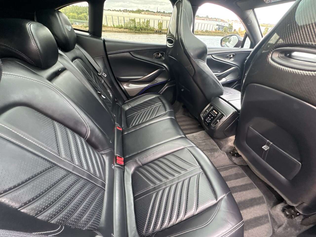 2023 ASTON MARTIN DBX 2023 ASTON MARTIN DBX