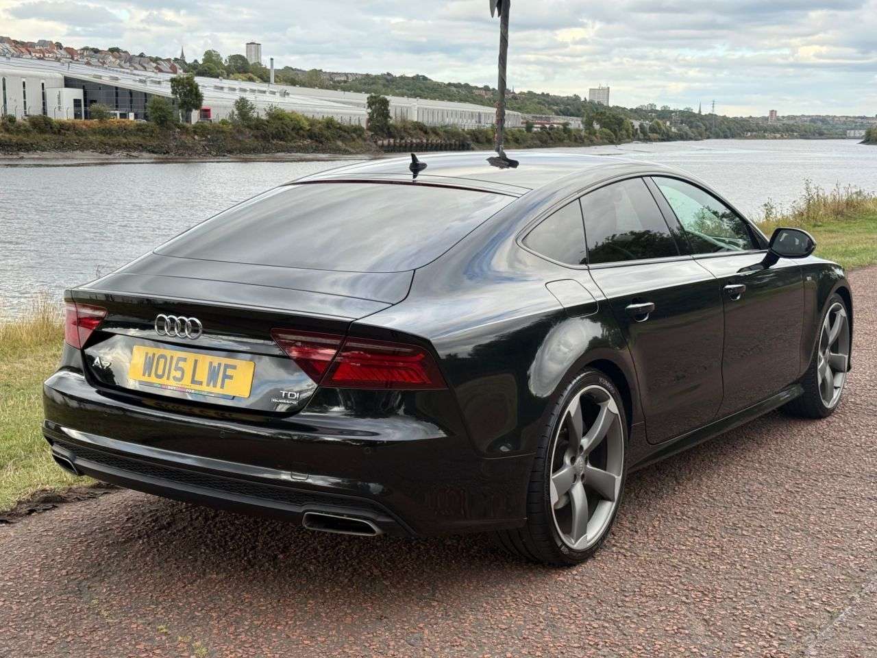 A 2015 AUDI A7 3.0 TDI V6 Black Edition Sportback 5dr Diesel S Tronic quattro Euro 6 (s/s) A 2015 AUDI A7 3.0 TDI V6 Black Edition Sportback 5dr Diesel S Tronic quattro Euro 6 (s/s)