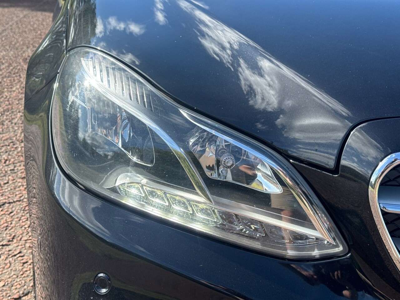 A 2015 MERCEDES-BENZ E CLASS 2.1 E220 BlueTEC AMG Line Saloon 4dr Diesel G-Tronic+ Euro 6 (s/s) (177 ps) A 2015 MERCEDES-BENZ E CLASS 2.1 E220 BlueTEC AMG Line Saloon 4dr Diesel G-Tronic+ Euro 6 (s/s) (177 ps)