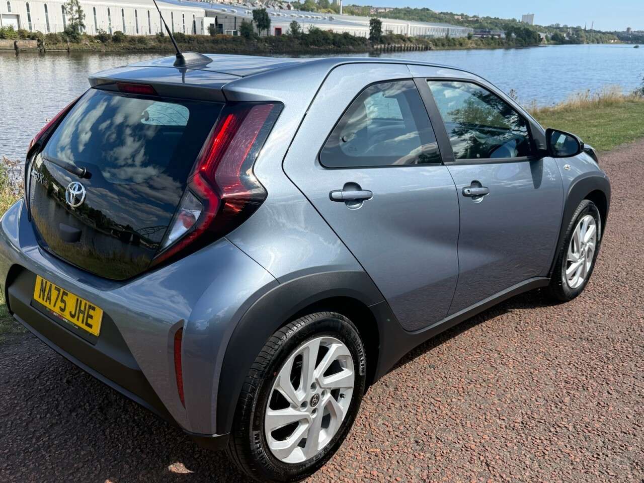 2025 TOYOTA AYGO X 2025 TOYOTA AYGO X