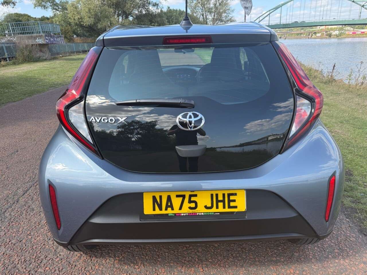 2025 TOYOTA AYGO X 2025 TOYOTA AYGO X
