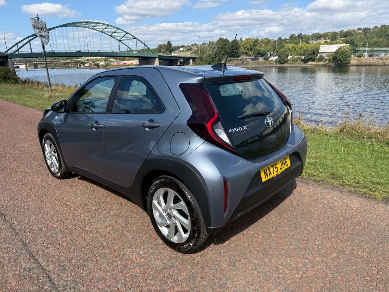 2025 TOYOTA AYGO X 2025 TOYOTA AYGO X