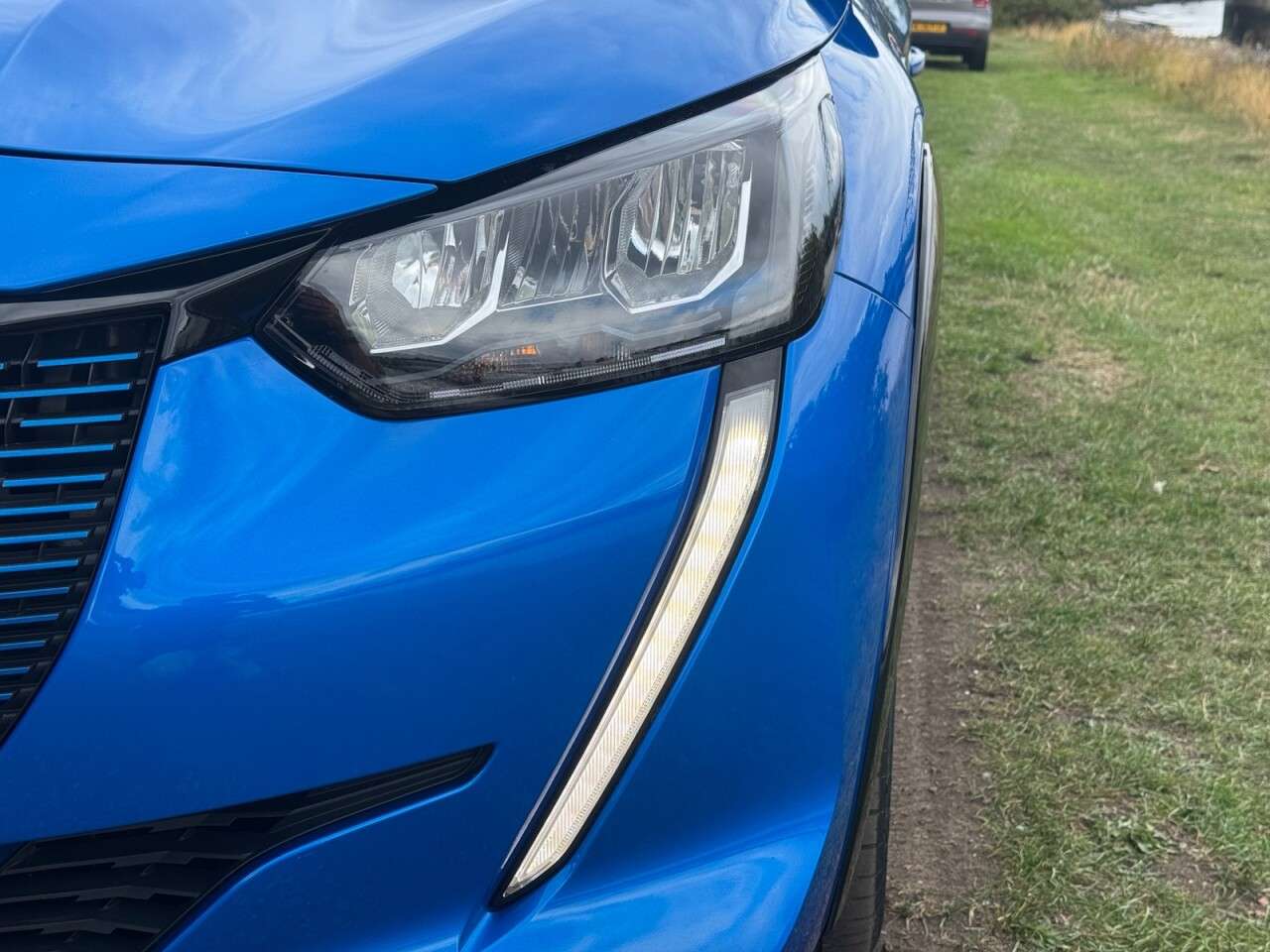 A 2022 PEUGEOT E-208 50kWh Allure Premium Hatchback 5dr Electric Auto (7kW Charger) (136 ps) SER A 2022 PEUGEOT E-208 50kWh Allure Premium Hatchback 5dr Electric Auto (7kW Charger) (136 ps) SER