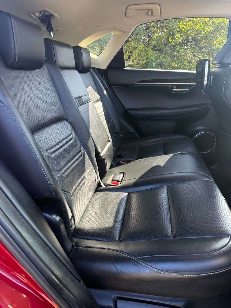 2017 LEXUS NX 300H 2017 LEXUS NX 300H