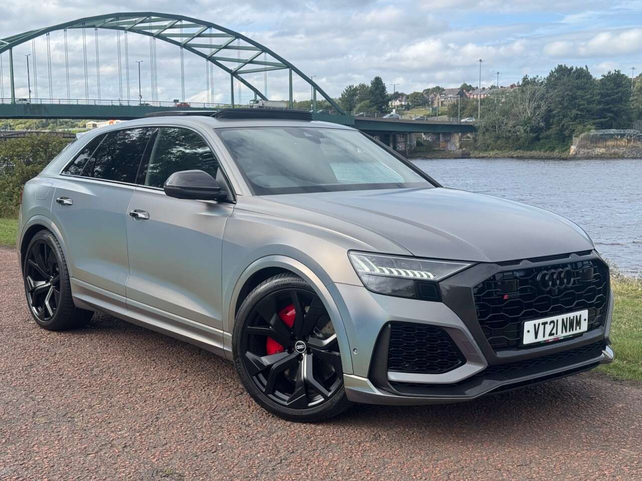 A 2021 AUDI Q8 RS TFSI QUATTRO CARBON BLACK A 2021 AUDI Q8 RS TFSI QUATTRO CARBON BLACK