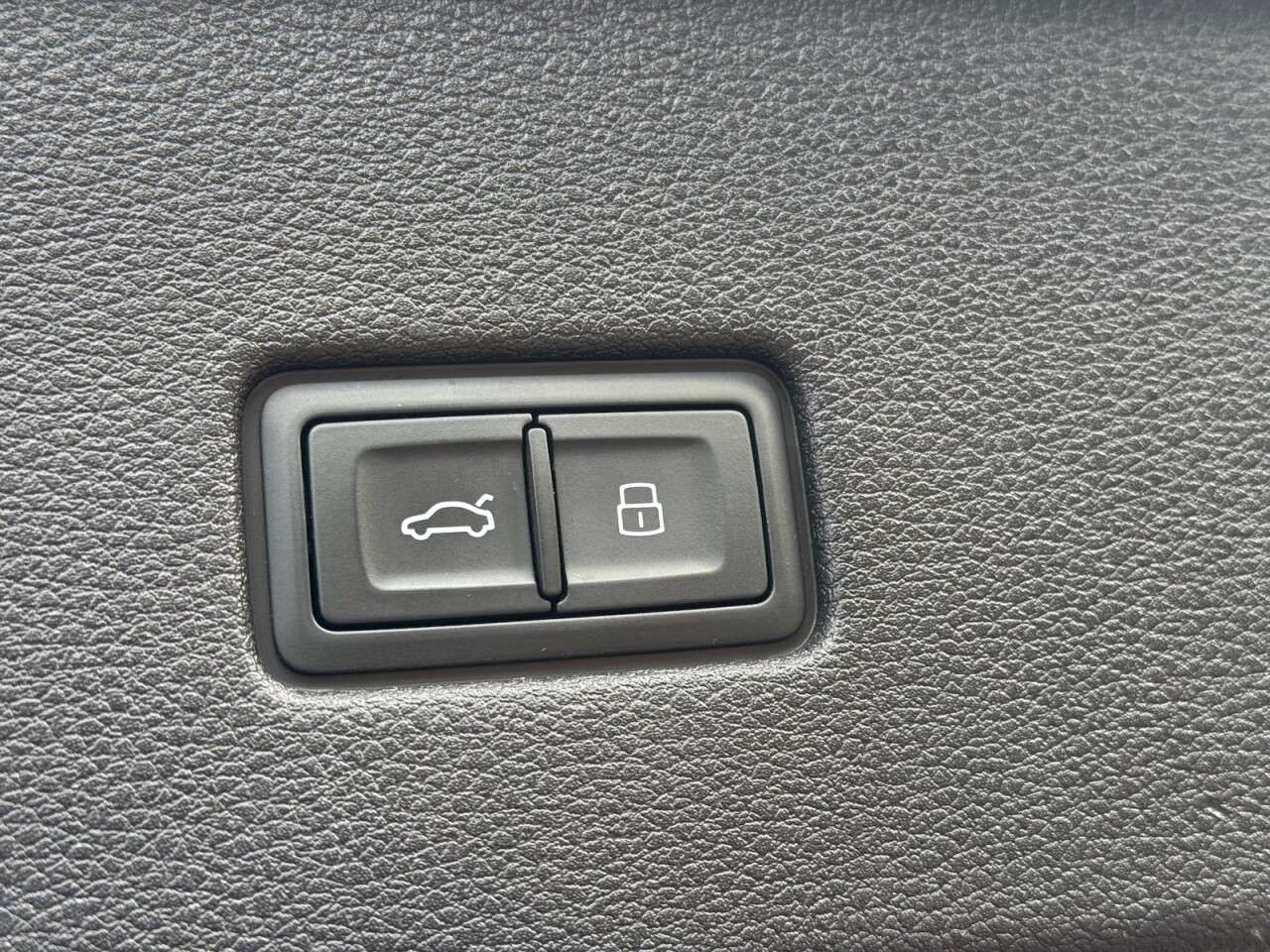 2021 AUDI Q8 2021 AUDI Q8