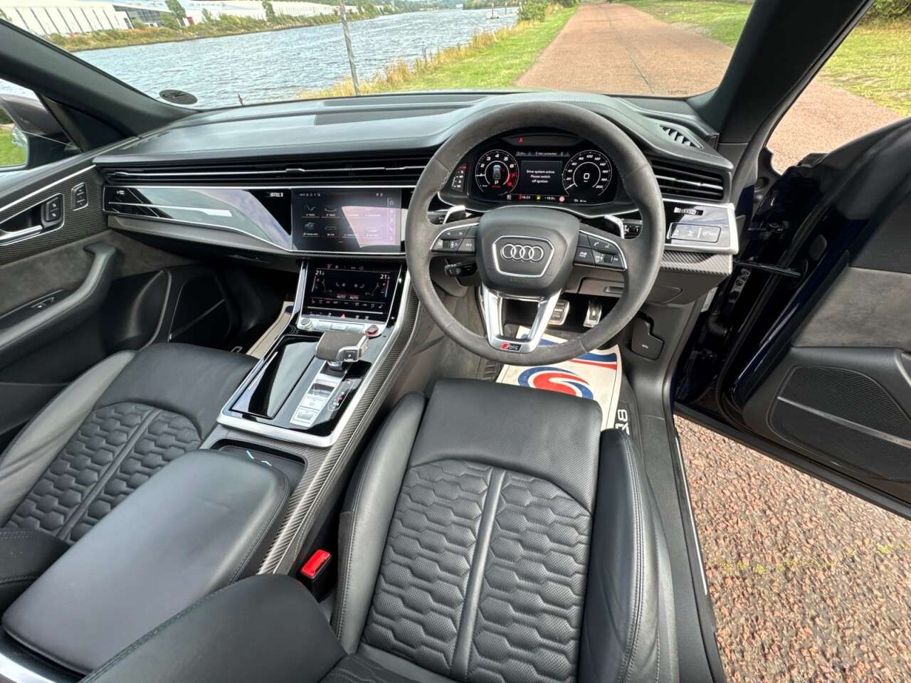 2021 AUDI Q8 2021 AUDI Q8