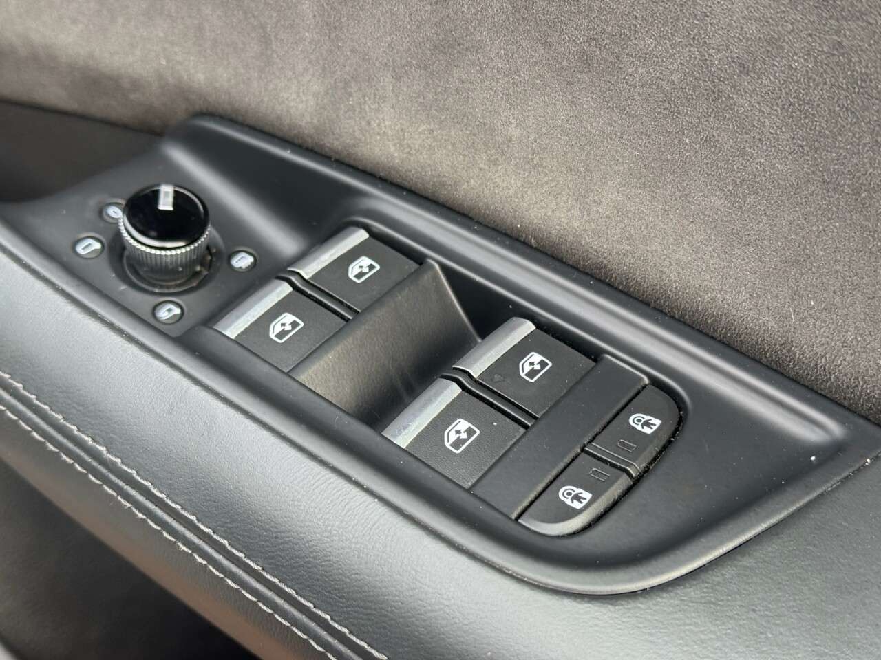 2021 AUDI Q8 2021 AUDI Q8