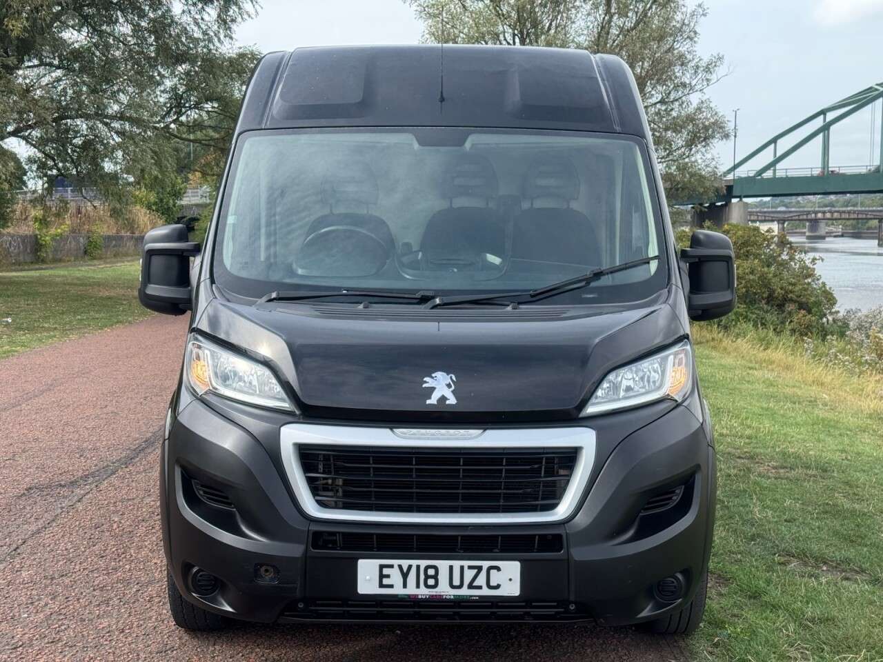 A 2018 PEUGEOT BOXER BLUE HDI 335 L2H2 PROFESSIONAL P/V A 2018 PEUGEOT BOXER BLUE HDI 335 L2H2 PROFESSIONAL P/V