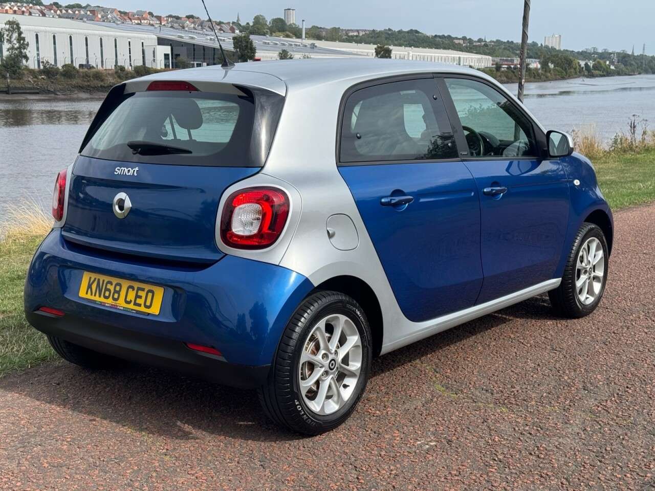 2018 SMART FORFOUR 2018 SMART FORFOUR