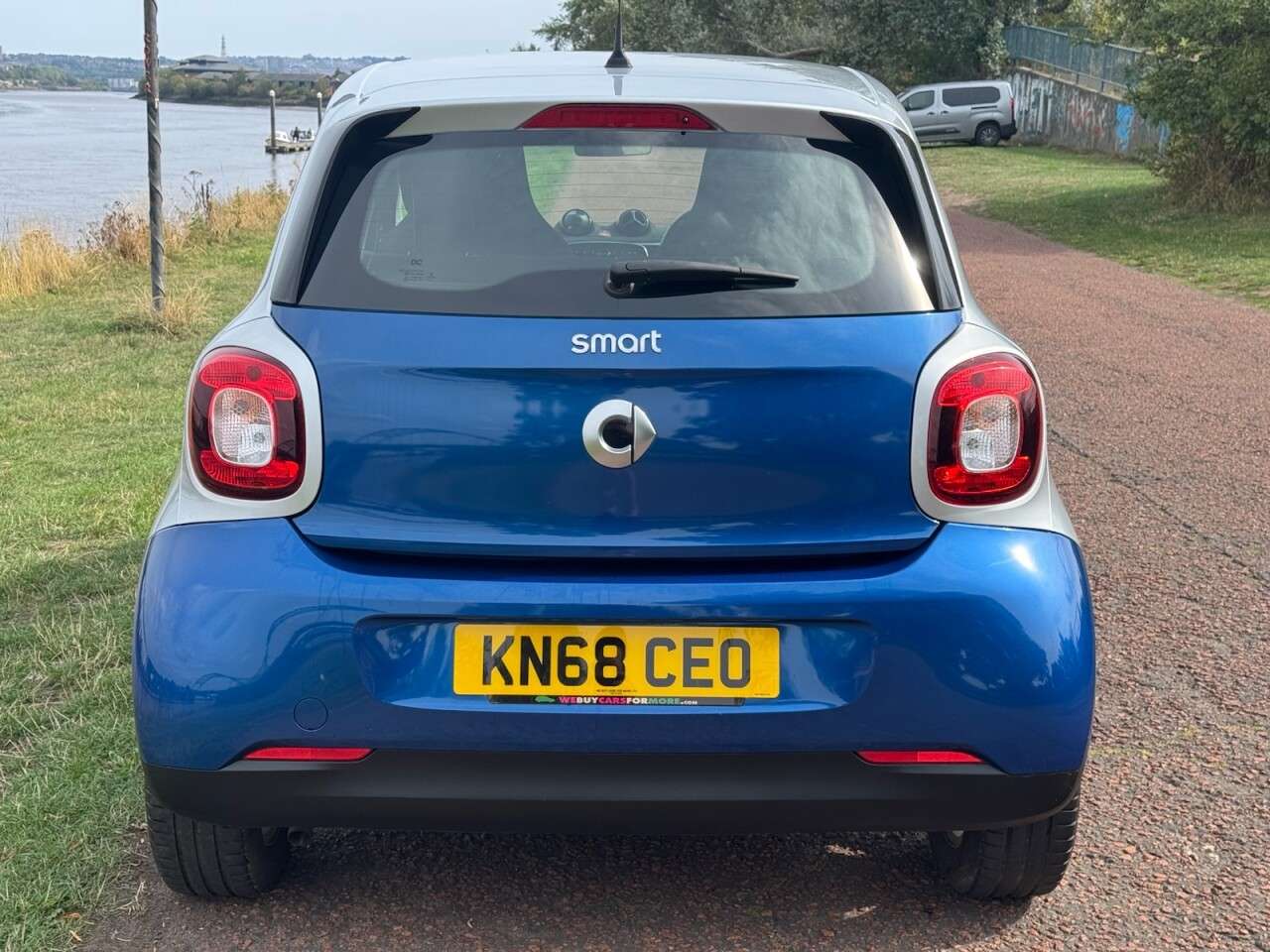 2018 SMART FORFOUR 2018 SMART FORFOUR