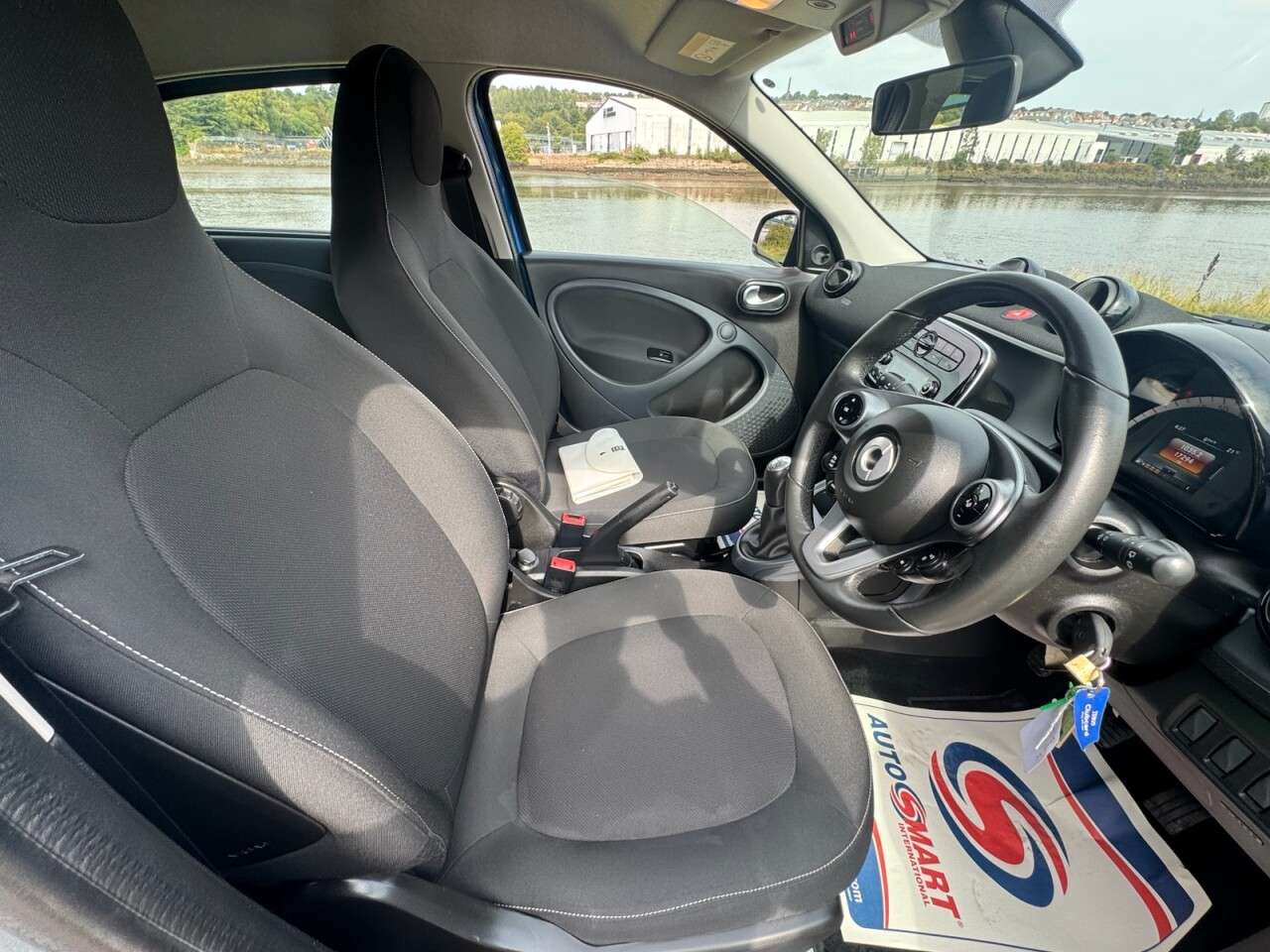 2018 SMART FORFOUR 2018 SMART FORFOUR