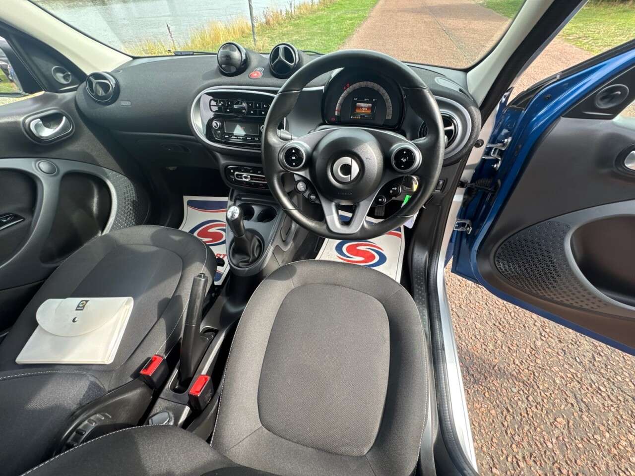 2018 SMART FORFOUR 2018 SMART FORFOUR