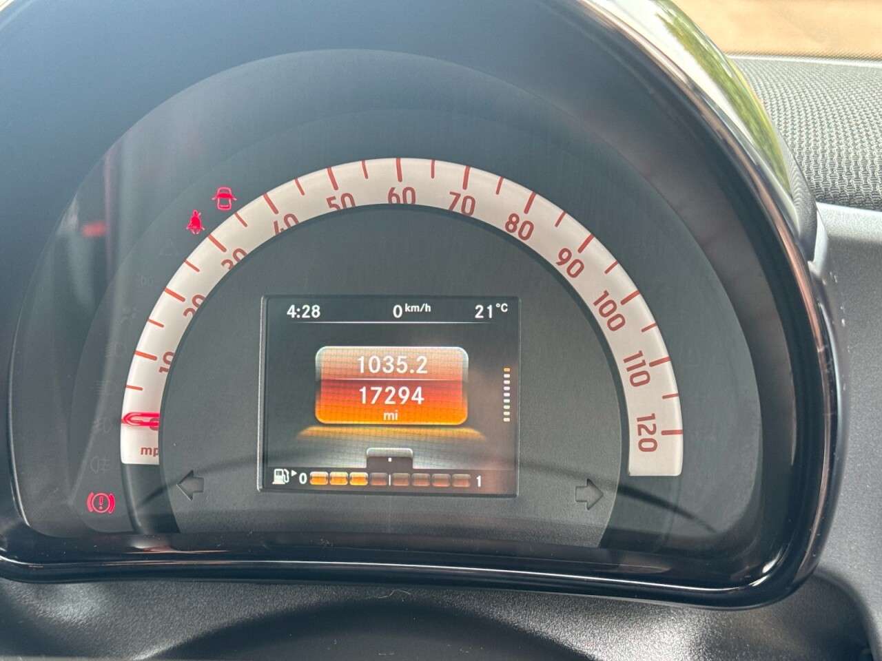2018 SMART FORFOUR 2018 SMART FORFOUR