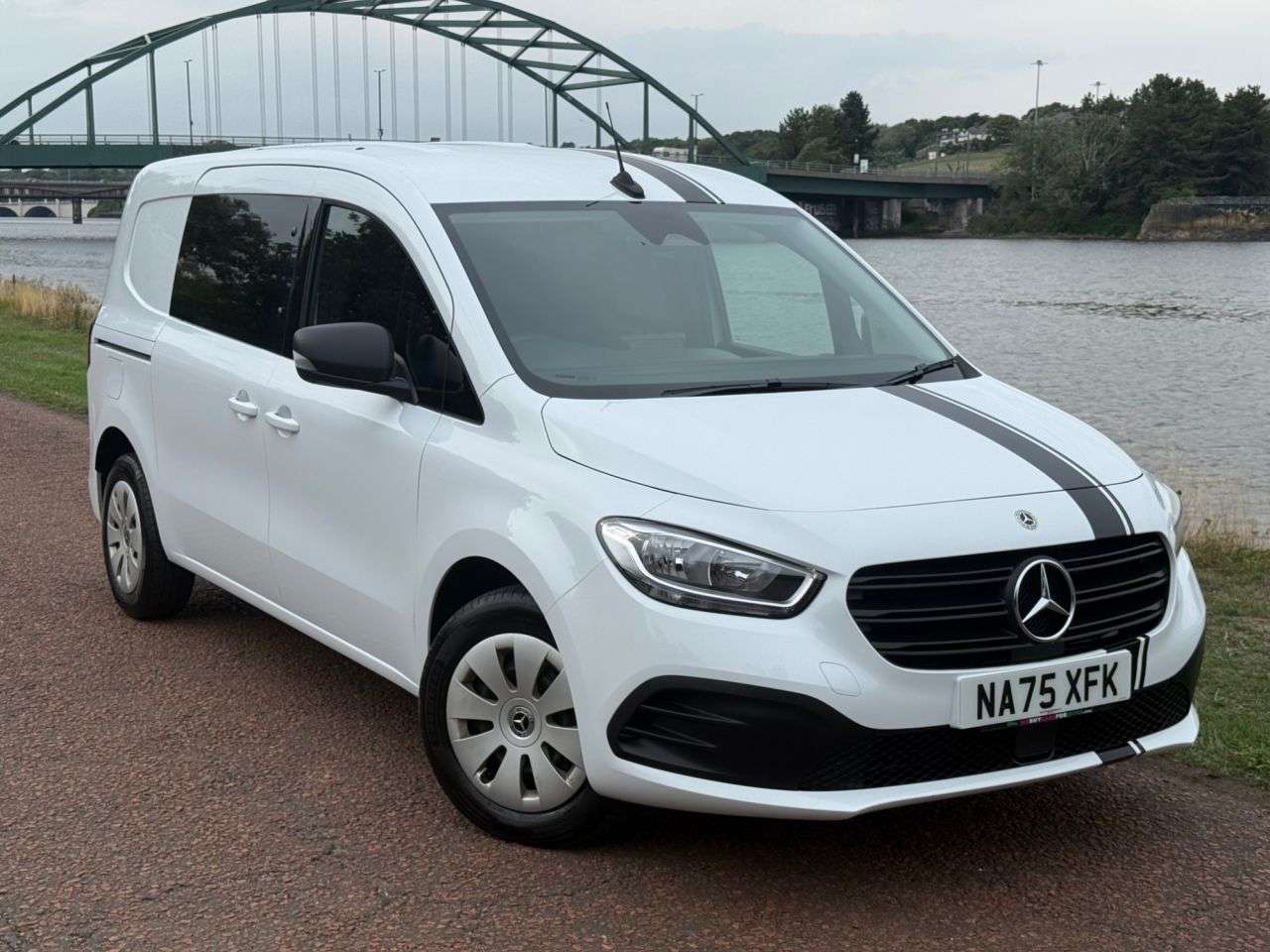 A 2025 MERCEDES-BENZ CITAN 1.5 112 CDI Crew Van Double Cab 6dr Diesel Manual L2 Euro 6 (s/s) (116 ps) A 2025 MERCEDES-BENZ CITAN 1.5 112 CDI Crew Van Double Cab 6dr Diesel Manual L2 Euro 6 (s/s) (116 ps)