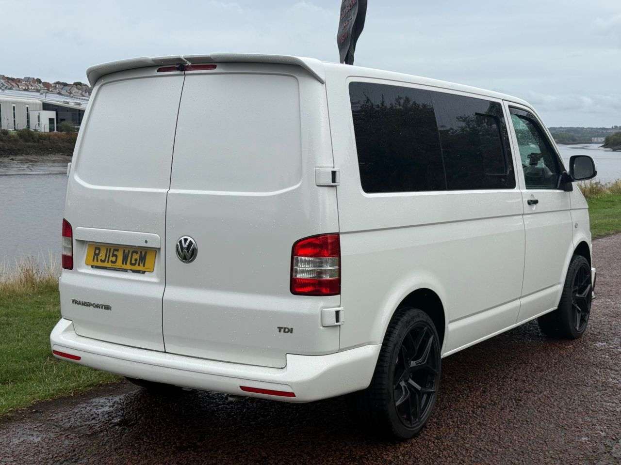 A 2015 VOLKSWAGEN TRANSPORTER 2.0 TDI T28 Startline Panel Van 4dr Diesel Manual L1 H1 (198 g/km, 101 bhp) A 2015 VOLKSWAGEN TRANSPORTER 2.0 TDI T28 Startline Panel Van 4dr Diesel Manual L1 H1 (198 g/km, 101 bhp)