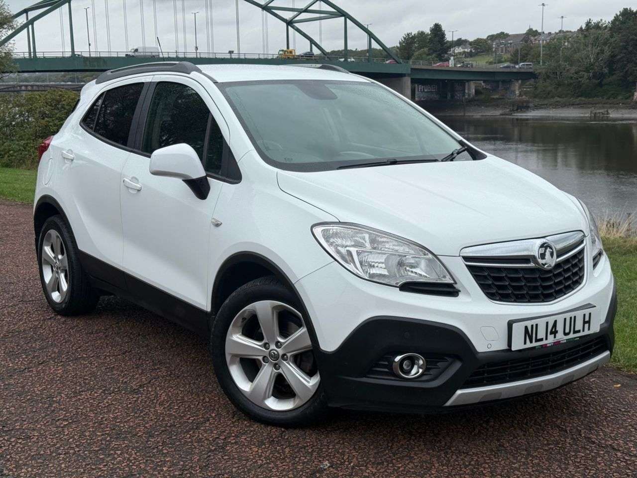 A 2014 VAUXHALL MOKKA 1.7 CDTi Exclusiv SUV 5dr Diesel Manual 4WD Euro 5 (s/s) (130 ps) **FRONT A A 2014 VAUXHALL MOKKA 1.7 CDTi Exclusiv SUV 5dr Diesel Manual 4WD Euro 5 (s/s) (130 ps) **FRONT A