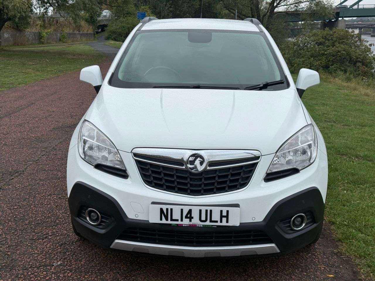 A 2014 VAUXHALL MOKKA 1.7 CDTi Exclusiv SUV 5dr Diesel Manual 4WD Euro 5 (s/s) (130 ps) **FRONT A A 2014 VAUXHALL MOKKA 1.7 CDTi Exclusiv SUV 5dr Diesel Manual 4WD Euro 5 (s/s) (130 ps) **FRONT A
