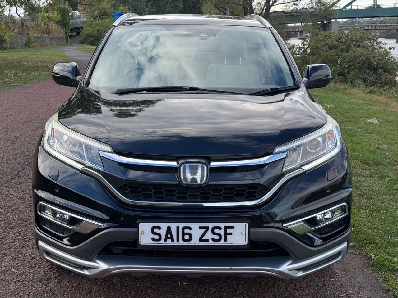 A 2016 HONDA CR-V 1.6 i-DTEC EX SUV 5dr Diesel Manual 4WD Euro 6 (s/s) (160 ps) GREAT SPEC A 2016 HONDA CR-V 1.6 i-DTEC EX SUV 5dr Diesel Manual 4WD Euro 6 (s/s) (160 ps) GREAT SPEC