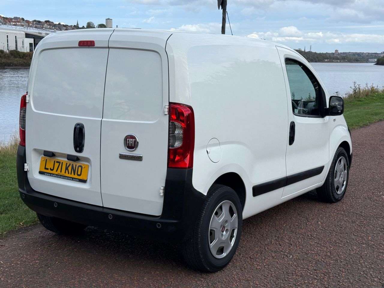A 2021 FIAT FIORINO 1.3 MultiJetII Tecnico Car Derived Van 5dr Diesel Manual Euro 6 (s/s) (80 b A 2021 FIAT FIORINO 1.3 MultiJetII Tecnico Car Derived Van 5dr Diesel Manual Euro 6 (s/s) (80 b