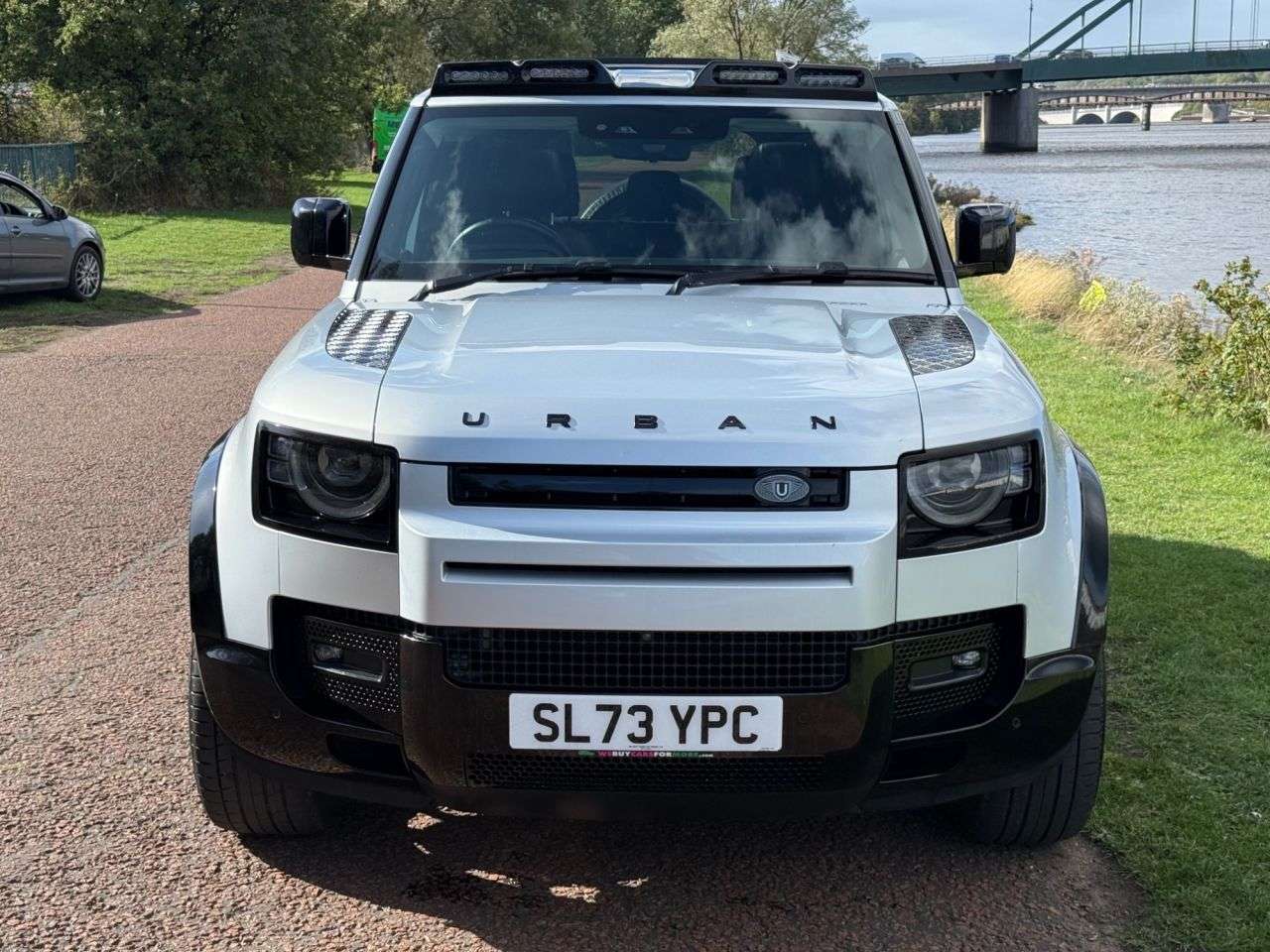 A 2024 LAND ROVER DEFENDER 110 3.0 D250 MHEV XS Edition SUV 5dr Diesel Auto 4WD Euro 6 (s/s) (250 ps) 22&# A 2024 LAND ROVER DEFENDER 110 3.0 D250 MHEV XS Edition SUV 5dr Diesel Auto 4WD Euro 6 (s/s) (250 ps) 22&#