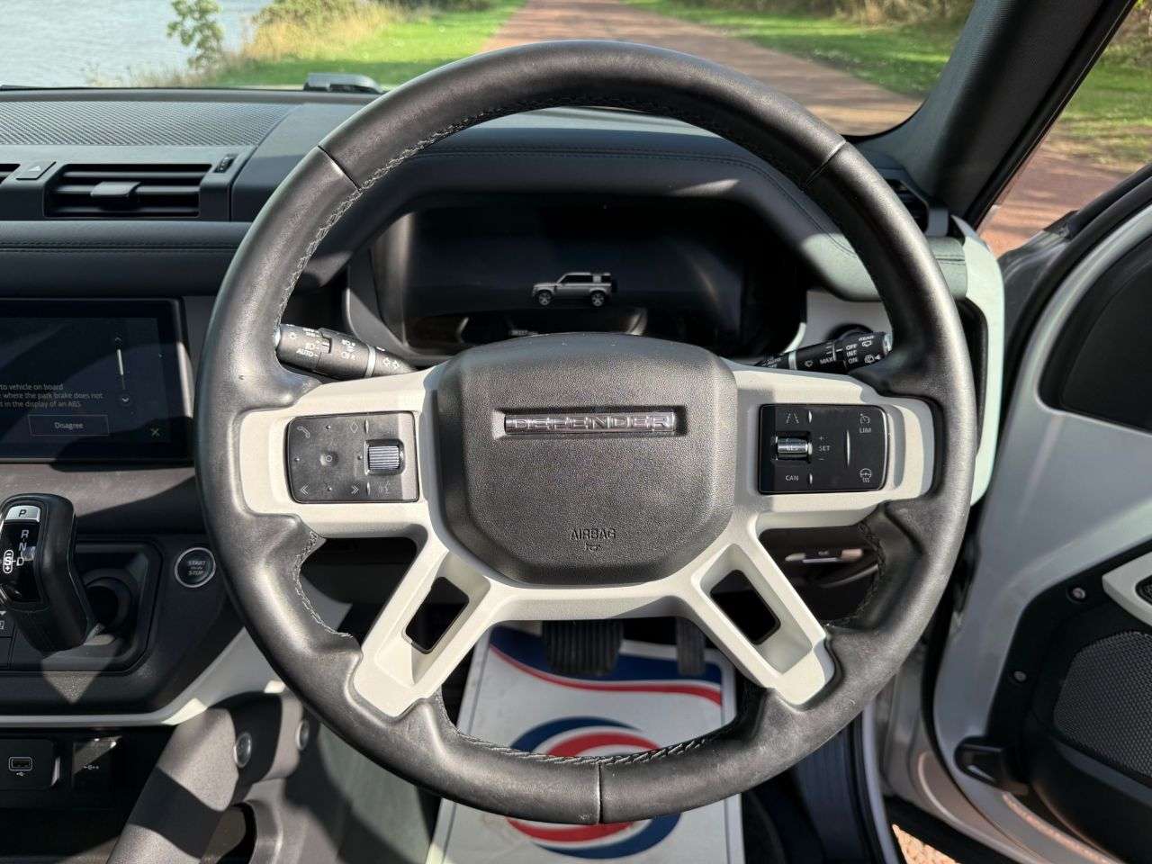 2024 LAND ROVER DEFENDER 110 2024 LAND ROVER DEFENDER 110