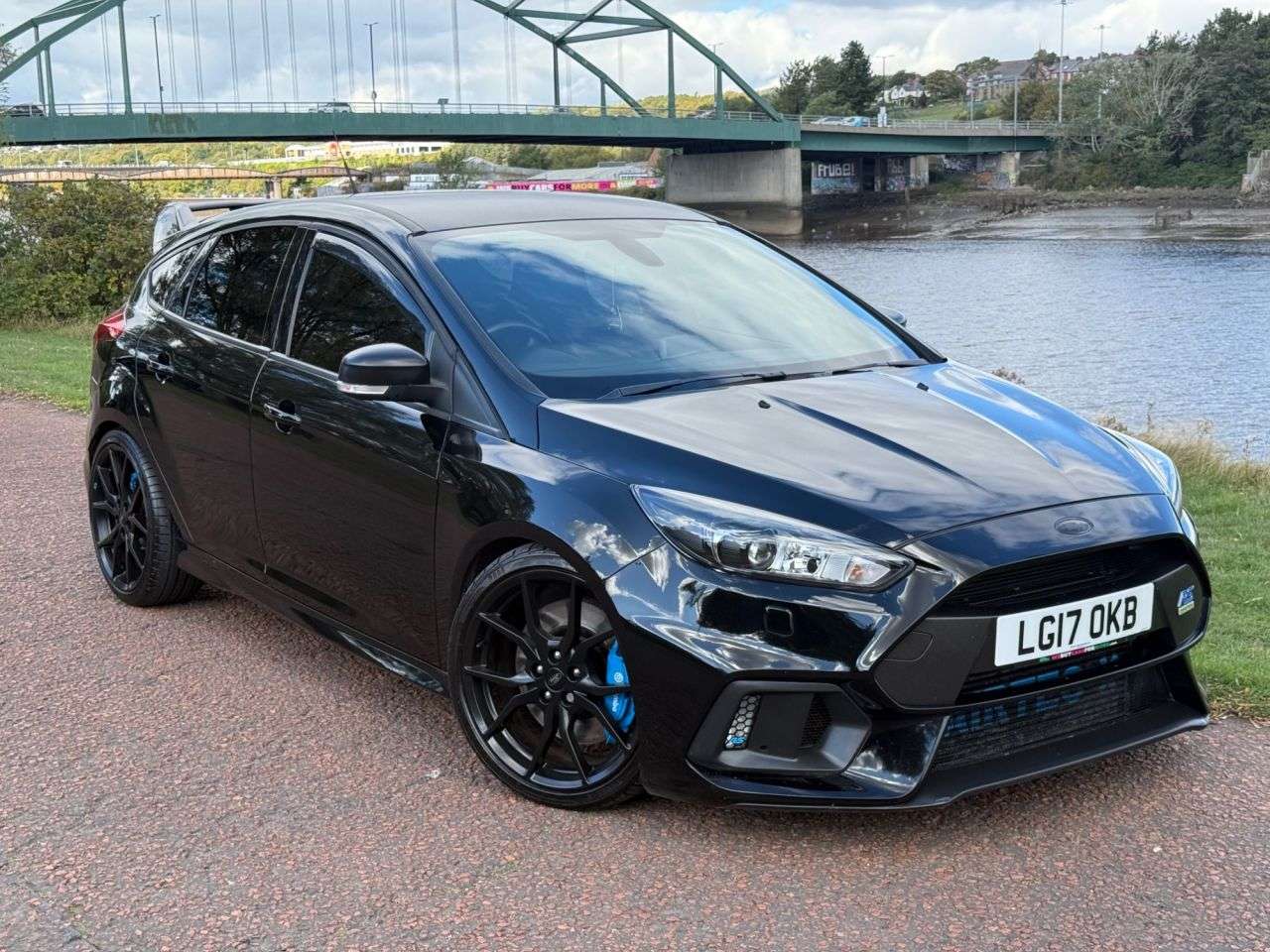 A 2017 FORD FOCUS RS 2.3T EcoBoost RS Hatchback 5dr Petrol Manual AWD Euro 6 (s/s) (350 ps) **LU A 2017 FORD FOCUS RS 2.3T EcoBoost RS Hatchback 5dr Petrol Manual AWD Euro 6 (s/s) (350 ps) **LU