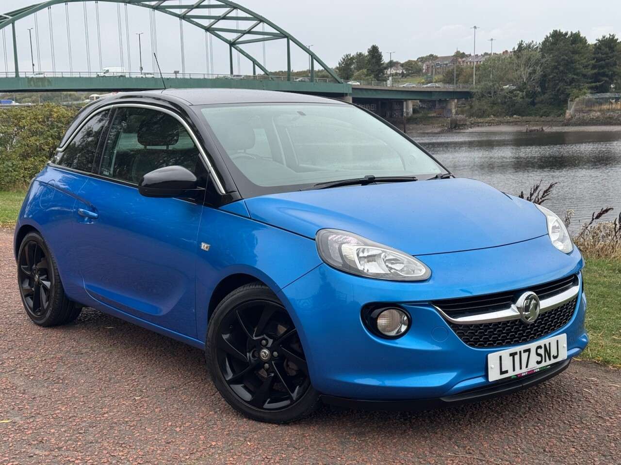 A 2017 VAUXHALL ADAM 1.4i SLAM Hatchback 3dr Petrol Manual Euro 6 (100 ps) **AIRCON** A 2017 VAUXHALL ADAM 1.4i SLAM Hatchback 3dr Petrol Manual Euro 6 (100 ps) **AIRCON**
