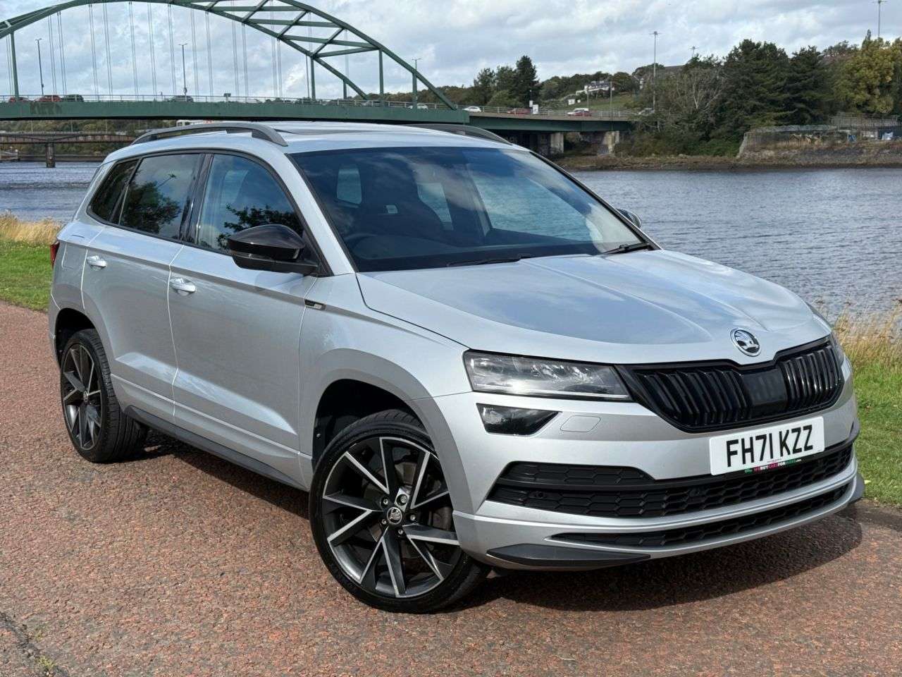 A 2021 SKODA KAROQ 1.5 TSI ACT SportLine SUV 5dr Petrol DSG Euro 6 (s/s) (150 ps) **DSG AUTO** A 2021 SKODA KAROQ 1.5 TSI ACT SportLine SUV 5dr Petrol DSG Euro 6 (s/s) (150 ps) **DSG AUTO**