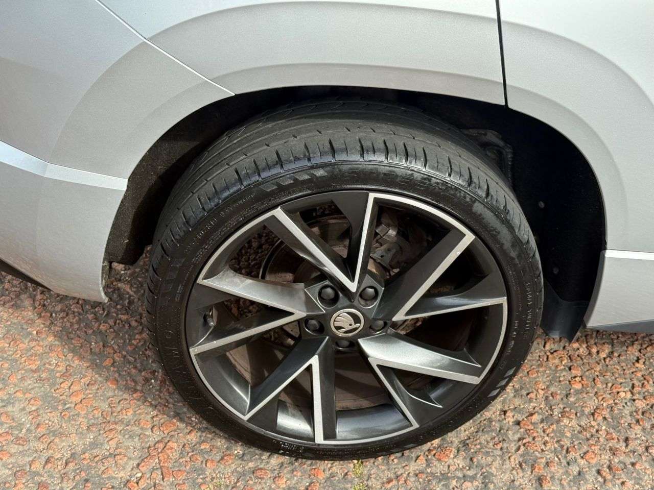 2021 SKODA KAROQ 2021 SKODA KAROQ