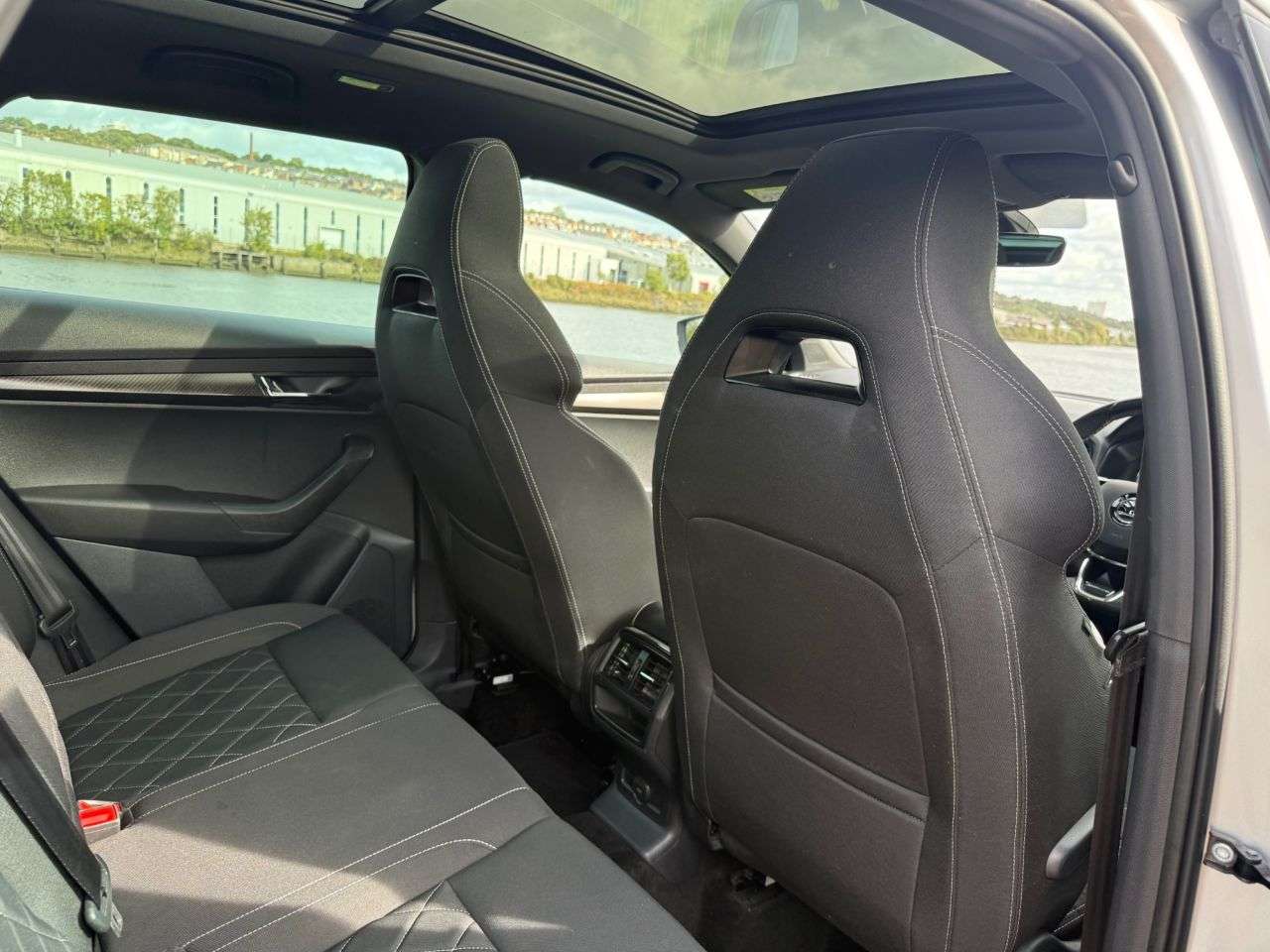 2021 SKODA KAROQ 2021 SKODA KAROQ