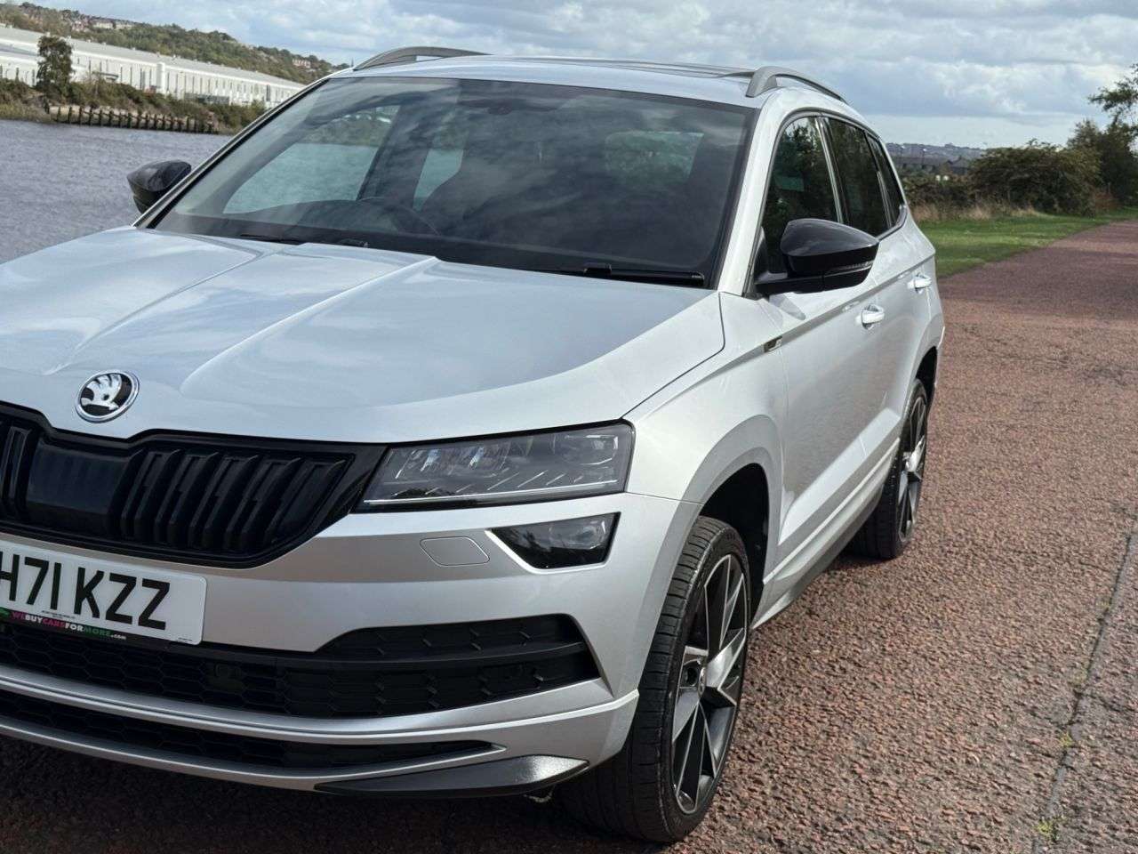 2021 SKODA KAROQ 2021 SKODA KAROQ