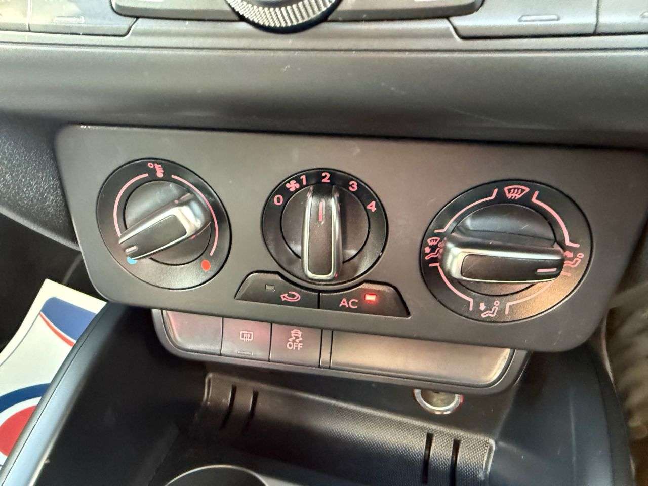 2014 AUDI A1 2014 AUDI A1