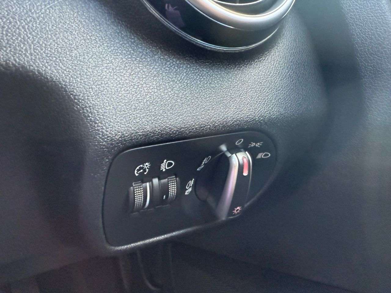 2014 AUDI A1 2014 AUDI A1