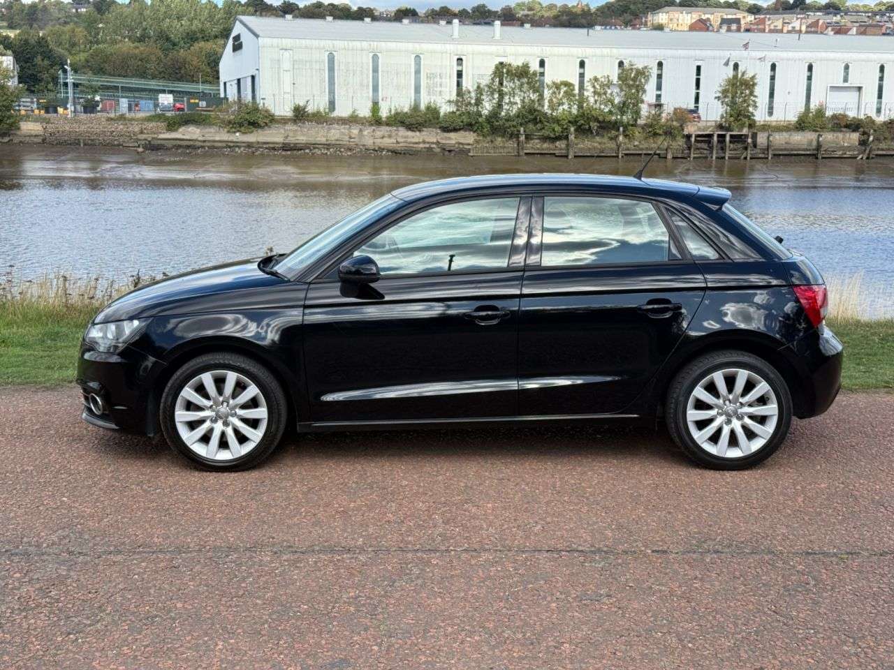 2014 AUDI A1 2014 AUDI A1