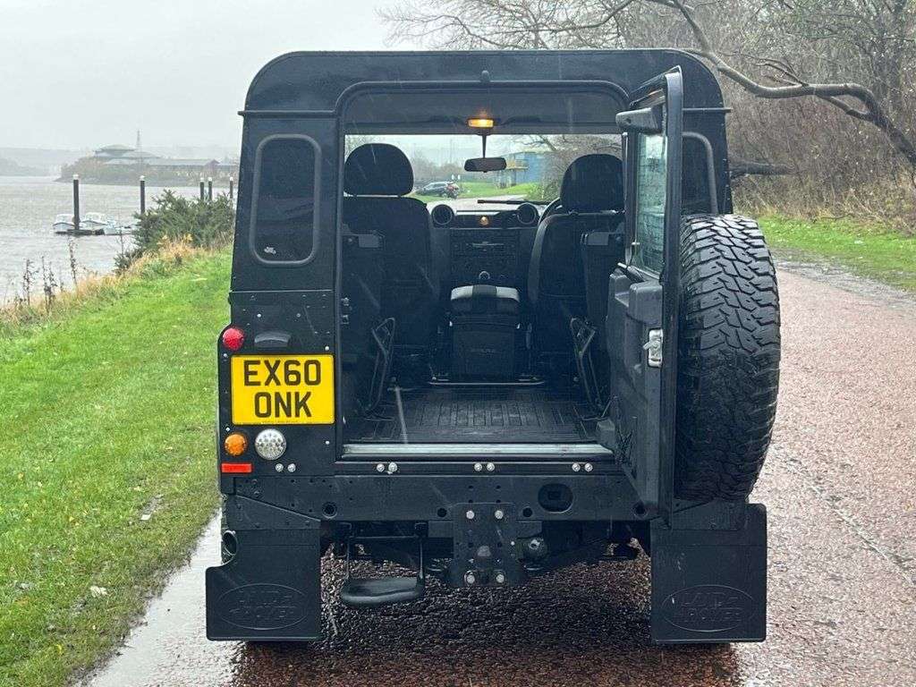 2010 LAND ROVER DEFENDER 2010 LAND ROVER DEFENDER