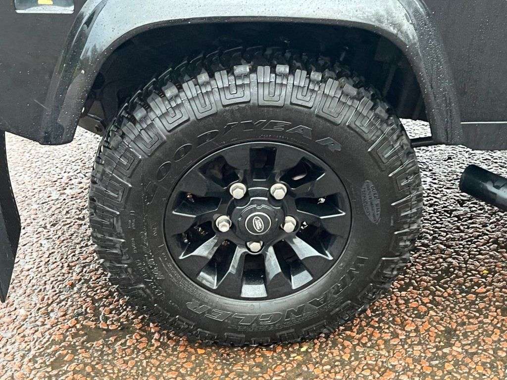 2010 LAND ROVER DEFENDER 2010 LAND ROVER DEFENDER