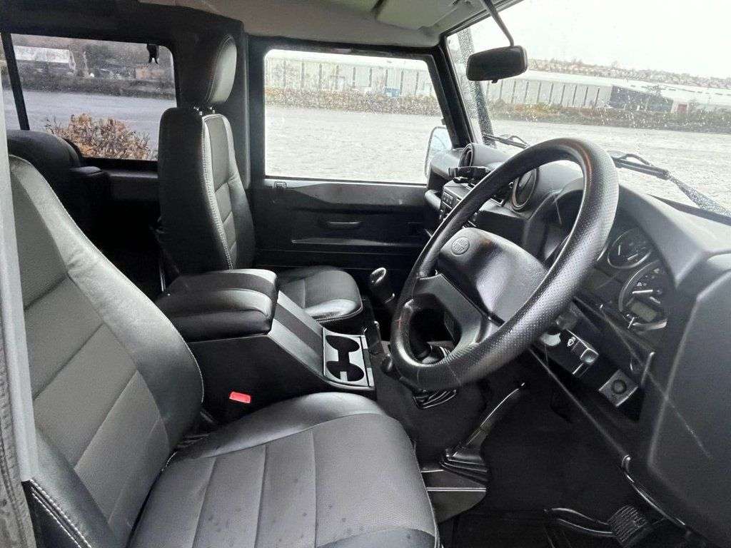 2010 LAND ROVER DEFENDER 2010 LAND ROVER DEFENDER