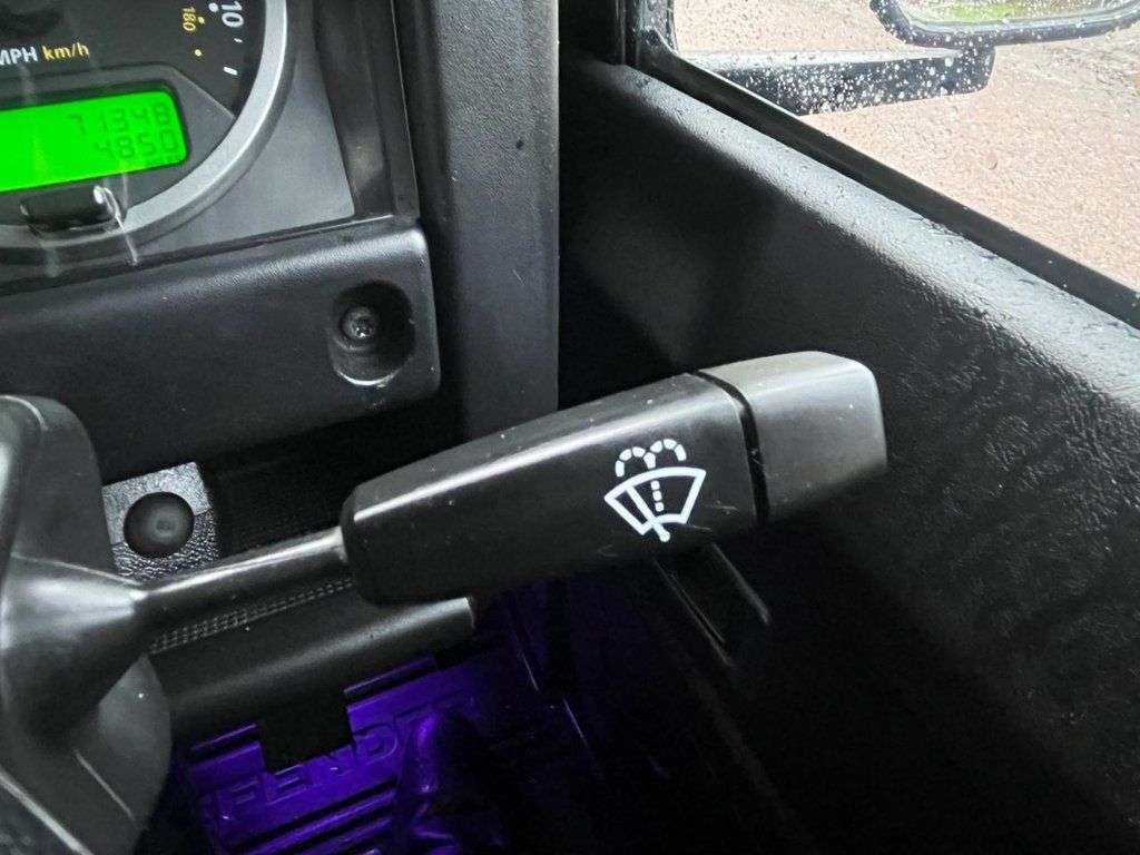 2010 LAND ROVER DEFENDER 2010 LAND ROVER DEFENDER