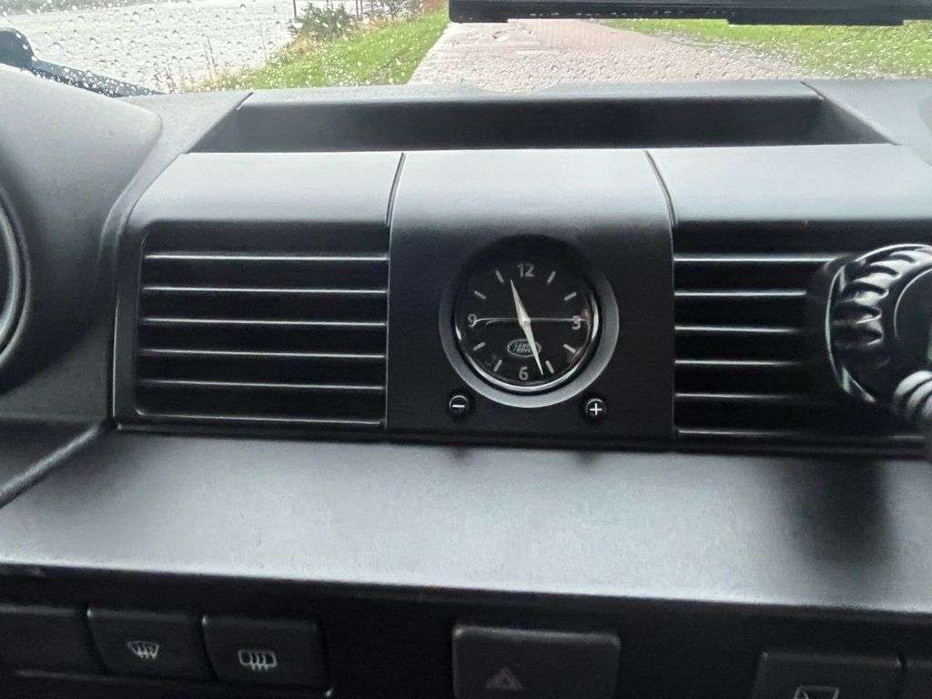 2010 LAND ROVER DEFENDER 2010 LAND ROVER DEFENDER
