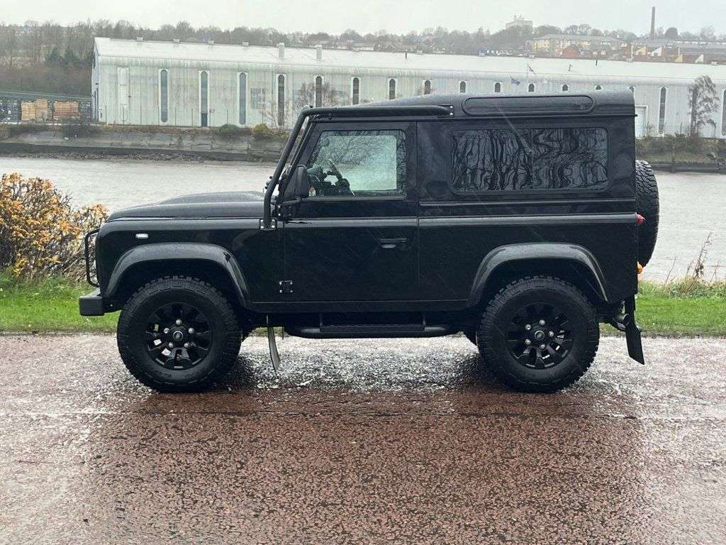 2010 LAND ROVER DEFENDER 2010 LAND ROVER DEFENDER