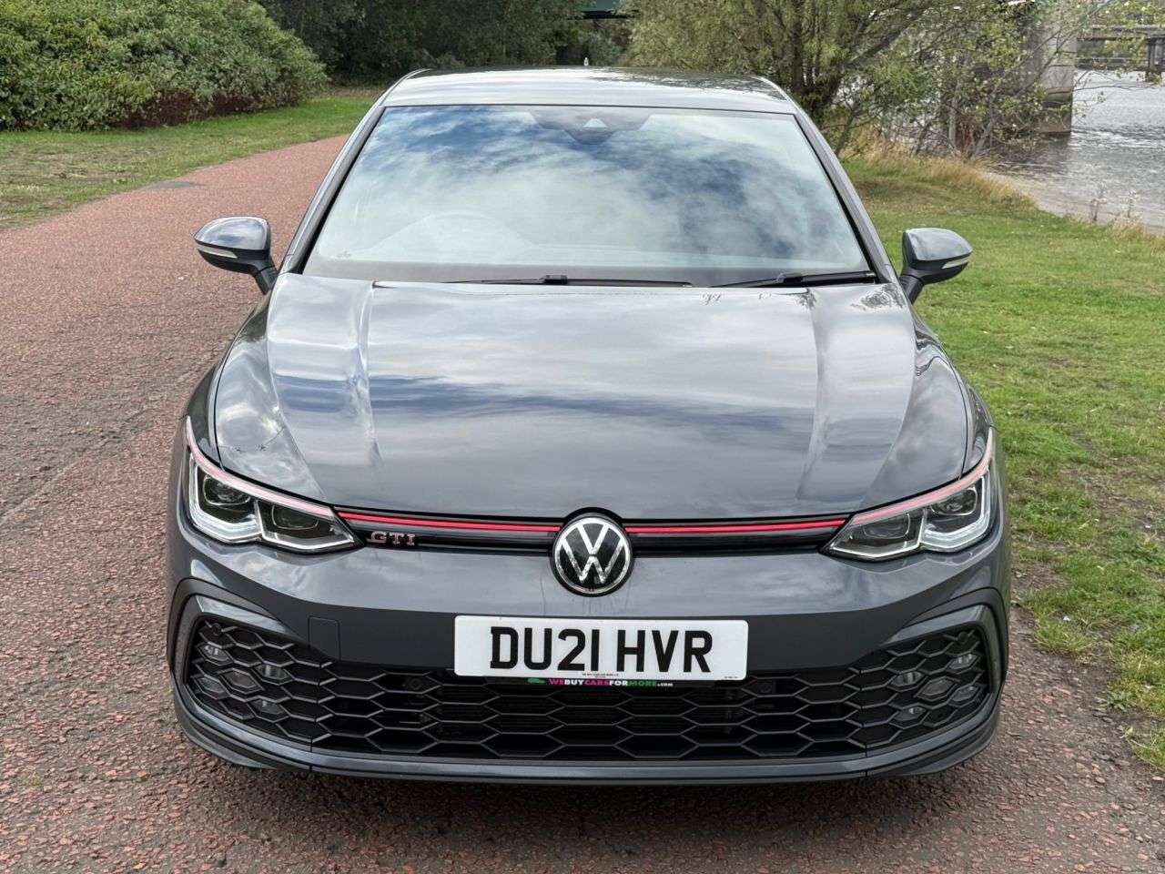 A 2021 VOLKSWAGEN GOLF 2.0 TSI GTI Hatchback 5dr Petrol DSG Euro 6 (s/s) (245 ps) **FULL SERVICE H A 2021 VOLKSWAGEN GOLF 2.0 TSI GTI Hatchback 5dr Petrol DSG Euro 6 (s/s) (245 ps) **FULL SERVICE H